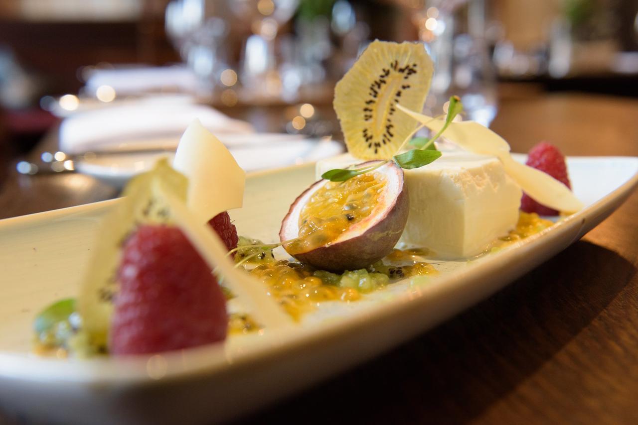 Devonshire Arms Inn Cracoe ภายนอก รูปภาพ